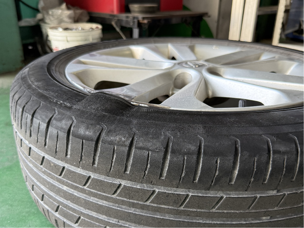日産 ジューク タイヤ交換