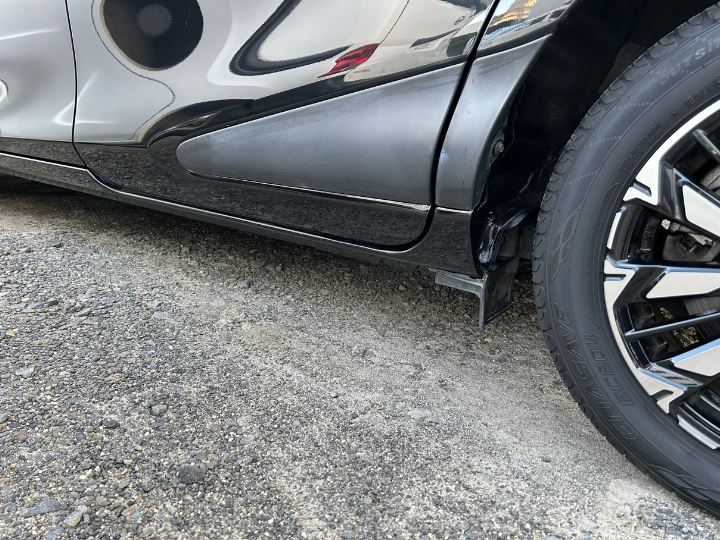 トヨタ シエンタ ドア キズ凹み鈑金塗装